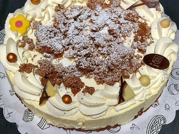 Witte chocolade taart