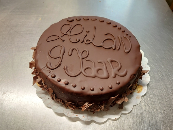 Chocolade taart overgoten